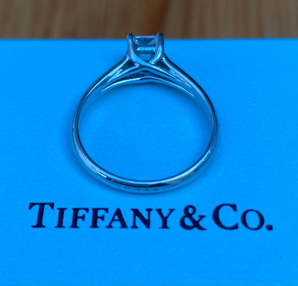 Tiffany & Co. 0.54ct F/VS1 Lucida Diamond Solitaire Engagement Ring Box/Cert/Val