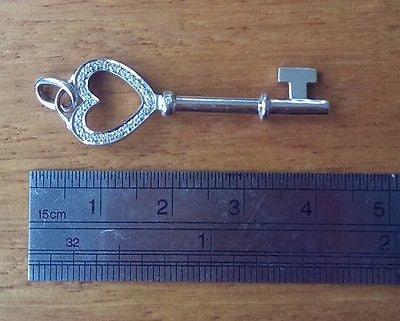 Tiffany & Co Diamond & 18ct White Gold Tiffany Heart Keys Pendant Medium $2750