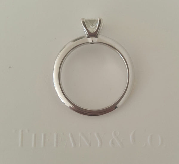 Vintage Tiffany & Co. Diamond Engagement Ring. Save off Retail with this Pre Loved Diamond Engagement Ring