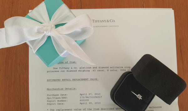 Vintage Tiffany & Co. Diamond Engagement Ring. Save off Retail with this Pre Loved Diamond Engagement Ring