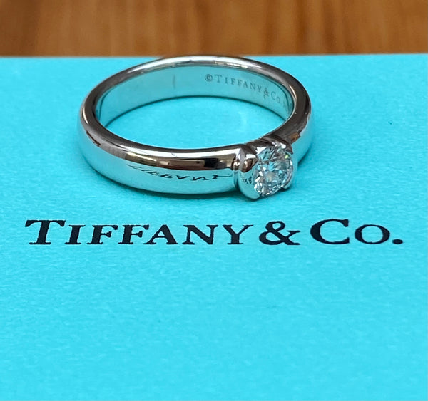 Tiffany & Co 0.33ct F/VS2 Etoile Solitaire Diamond Engagement Ring Platinum