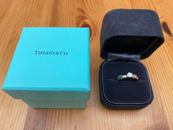 Tiffany & Co 0.33ct F/VS2 Etoile Solitaire Diamond Engagement Ring Platinum