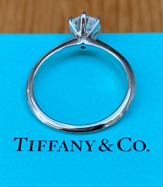 Tiffany & Co. 1.14ct G/VS1 Diamond Solitaire Engagement Ring Box/Papers/Cert