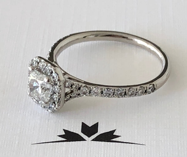 Hearts on Fire 0.91tcw Diamond Halo Dream Cut Engagement Ring $10255 Cert/Rcpt/Boxes