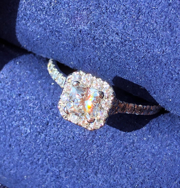 Hearts on Fire 0.91tcw Diamond Halo Dream Cut Engagement Ring $10255 Cert/Rcpt/Boxes