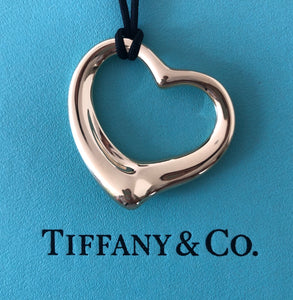 Pre Loved Tiffany & Co. Extra Large Elsa Peretti 18ct Solid Gold Heart Pendant