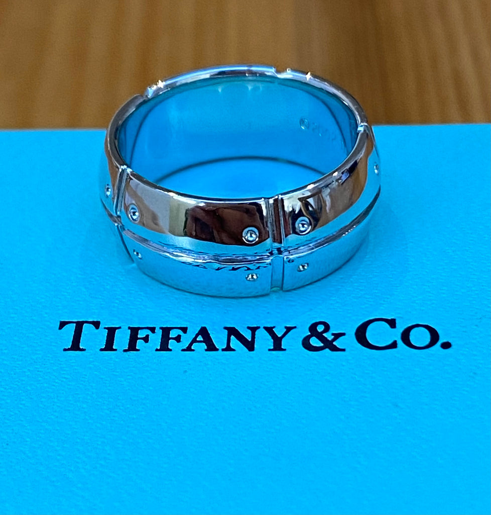 Tiffany & Co. Ring 18K Yellow Gold Wedding Band Ring Size 8 | Diamonds East  Intl.