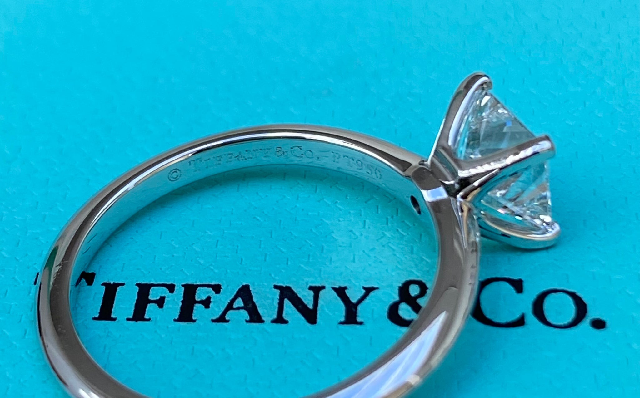 Tiffany & Co. 0.98ct G/VS1 Princess Cut Engagement Ring and