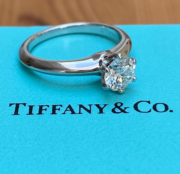 Tiffany & Co. 0.78ct F/VS1 Diamond 6 Prong Engagement Ring Cert/Val/Boxes