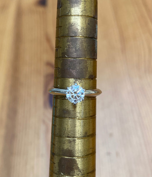 Tiffany & Co. 0.78ct F/VS1 Diamond 6 Prong Engagement Ring Cert/Val/Boxes