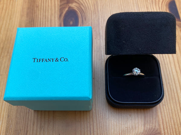 Tiffany & Co. 0.78ct F/VS1 Diamond 6 Prong Engagement Ring Cert/Val/Boxes