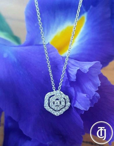0.25tcw Diamond and 18ct White Gold Pendant Necklace on 18 inch Chain 18k by CTJ