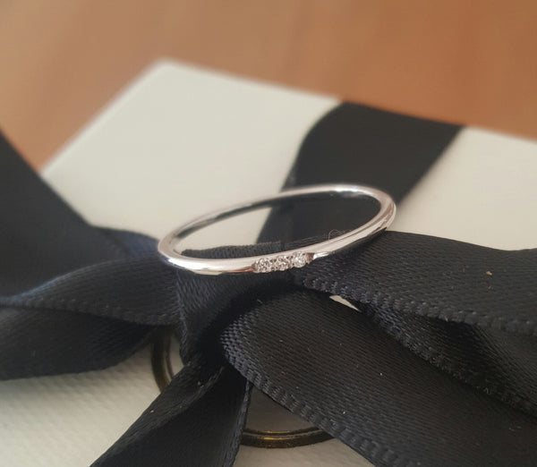 Solid 18ct White Gold and 3 Diamond Minimalist Wedding Anniversary Engagement Dress Band Ring Size 5.5 by CTJ