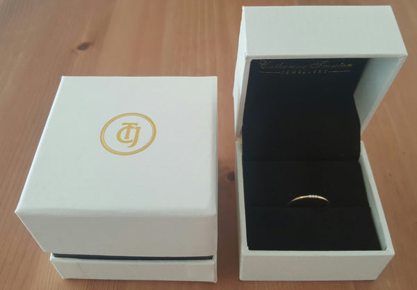 Solid 18ct Yellow Gold and 3 Diamond Minimalist Wedding Anniversary Engagement Dress Band Ring Size 5.5 by CTJ