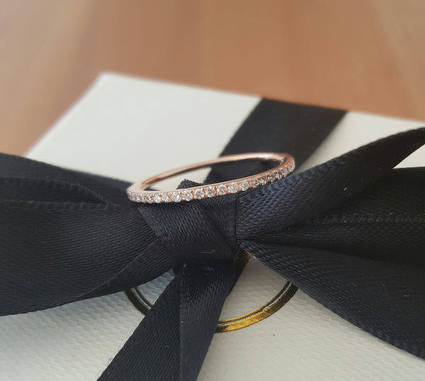 0.14tcw Diamond and 18ct Rose Gold Petite 1mm Half Eternity Band Ring US 5.5