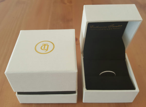 0.14tcw Diamond and 18ct White Gold Petite 1mm Half Eternity Band Ring US 6.5