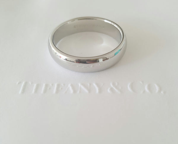Tiffany & Co. Platinum 4.5mm Lucida Wedding Band US Size 8 NEVER WORN RRP $2500