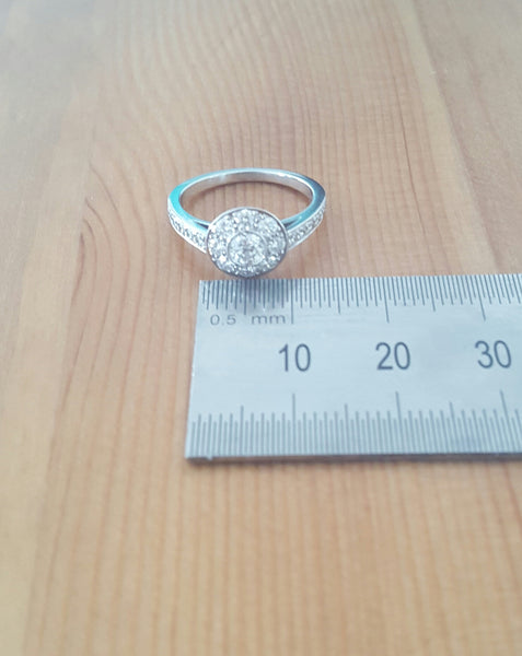 Tiffany & Co. 0.64tcw Diamond Single Circlet Engagement Ring in Platinum