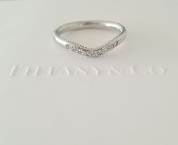 Tiffany & Co. Elsa Peretti 0.06tcw Diamond Platinum Curved 2mm Band RRP $2900