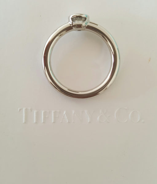 Tiffany & Co. 0.34ct G/VVS1 Bezel Set Diamond Bezet Engagement Ring Cert/Val/Pck