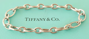 Tiffany & Co. Solid 18ct White Gold Link Clasp Charm Bracelet Links Open and Close