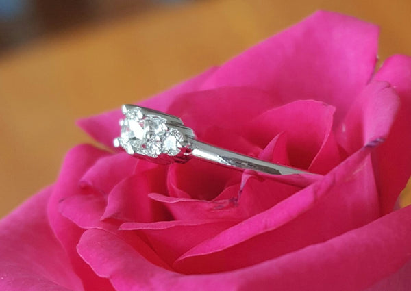 Vintage, Pre Loved, Second Hand Hearts on Fire Diamond Engagement Ring
