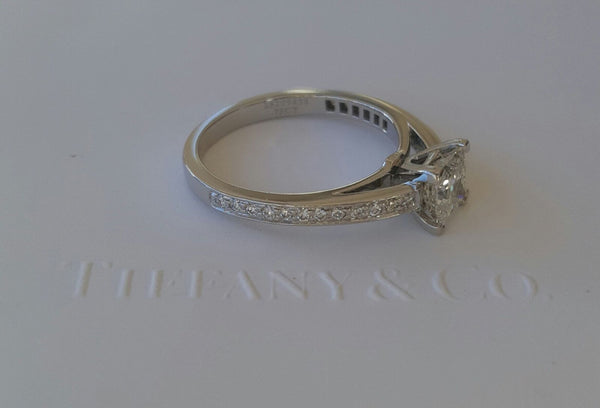 Pre Loved Tiffany & Co Diamond Engagement Ring.