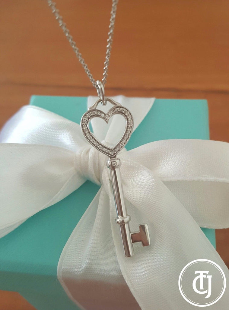 Tiffany Medium Diamond Heart Key Pendant/Necklace 18ct White