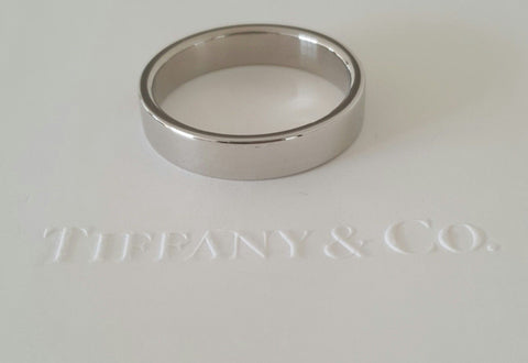 Tiffany & Co. Mens Platinum Wedding Band Ring 4mm Wide Size 7.5 RRP $2400 7.26gm