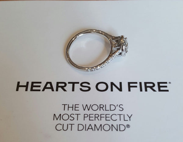 Hearts on Fire 0.96tcw Transcend Round Diamond Halo Engagement Ring RRP $11085