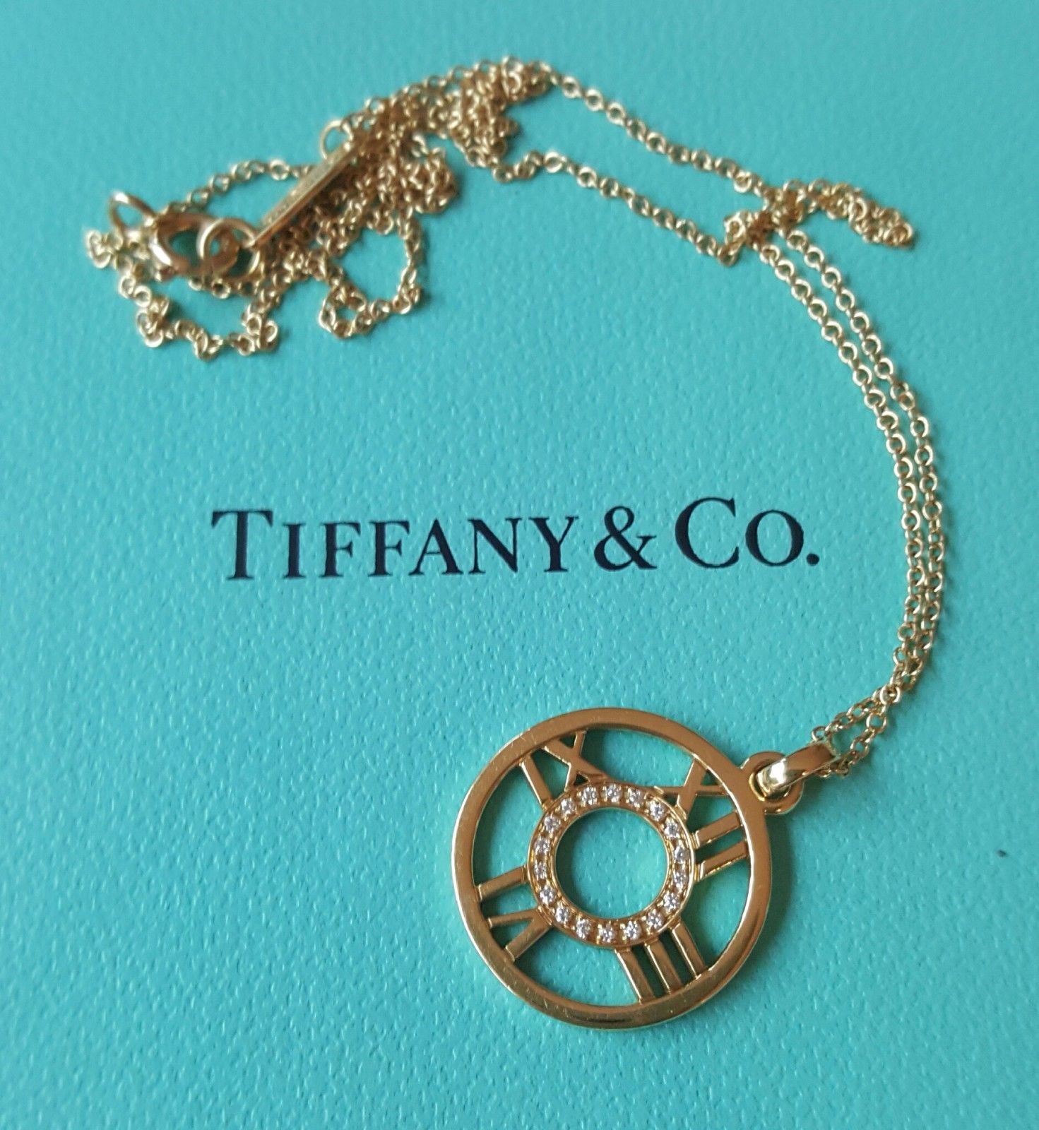 Tiffany & Co. Yellow 18ct Gold & Diamond Atlas Round Pendant/Necklace 16" Chain