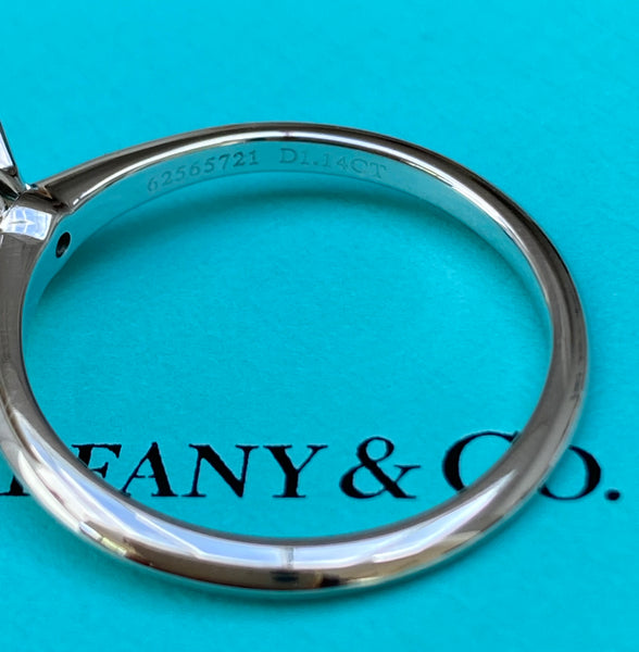 Tiffany & Co. 1.14ct G/VS1 Diamond Solitaire Engagement Ring Box/Papers/Cert