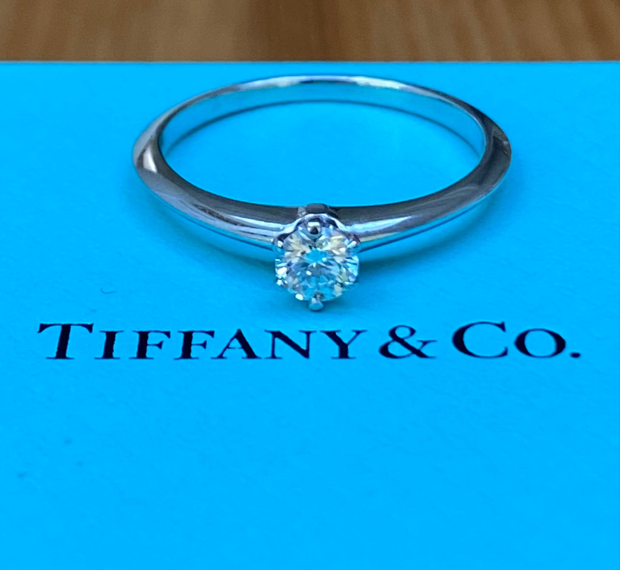 Tiffany & Co. 0.24ct H/VS1 Diamond Solitaire Engagement Ring Boxes/Cert