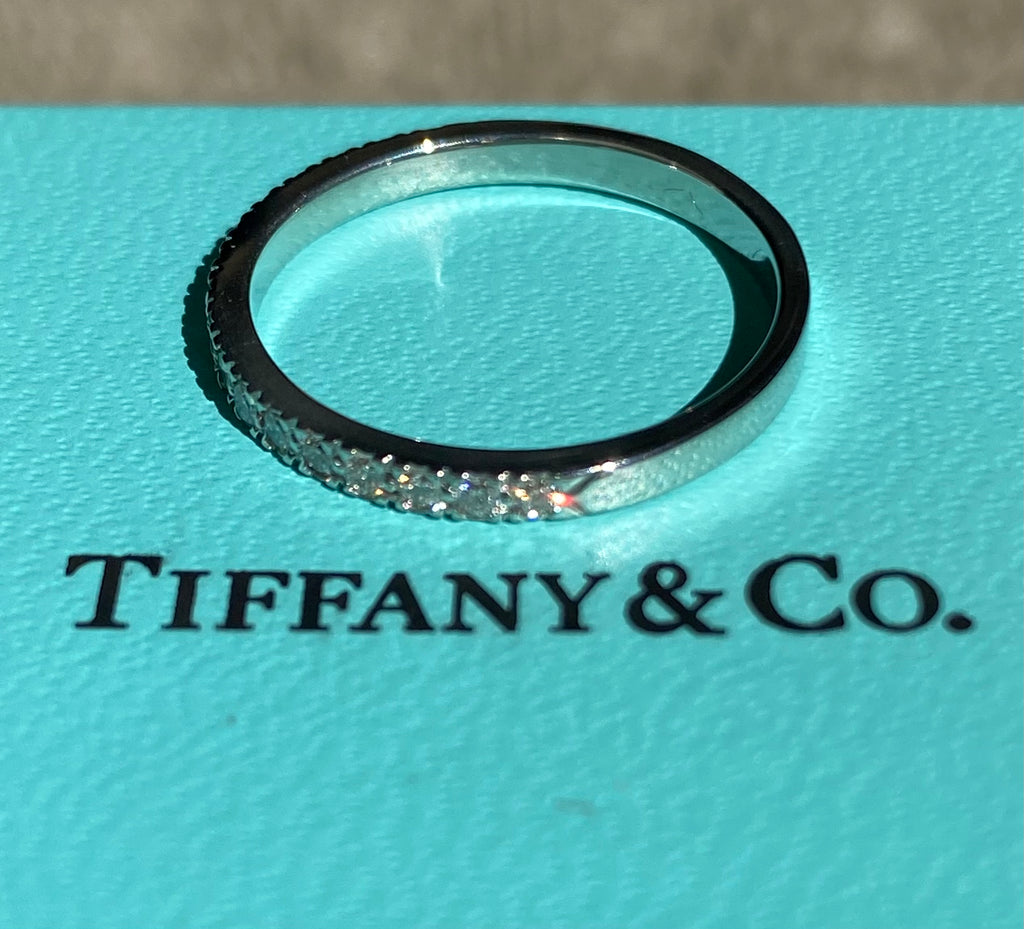 Tiffany & Co. Round G VS2 Channel Set Band Ring
