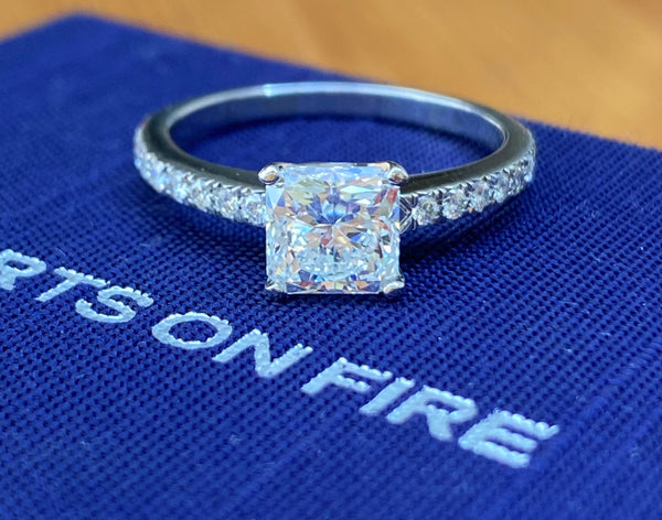 Hearts on Fire 1.37tcw - 1.17ct Centre F/SI1 Dream (Ideal Cut) Diamond Ring