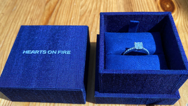 Hearts on Fire 1.37tcw - 1.17ct Centre F/SI1 Dream (Ideal Cut) Diamond Ring