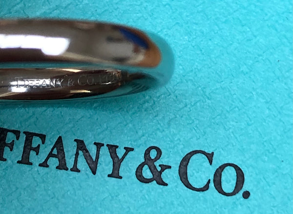 Tiffany & Co. Wide Platinum and 0.10tcw Diamond Curved Band Ring Boxes RRP $4450