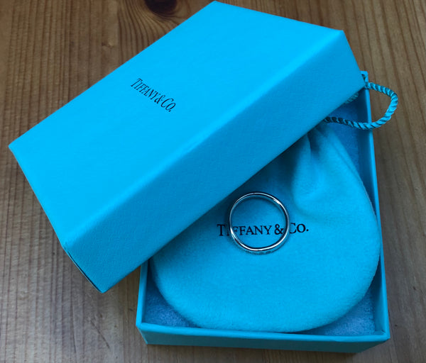 Tiffany & Co. Wide Platinum and 0.10tcw Diamond Curved Band Ring Boxes RRP $4450