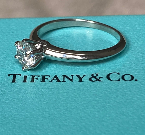 Tiffany & Co. 0.80ct G/VVS1 Diamond Classic Engagement Ring Cert/Val/Boxes