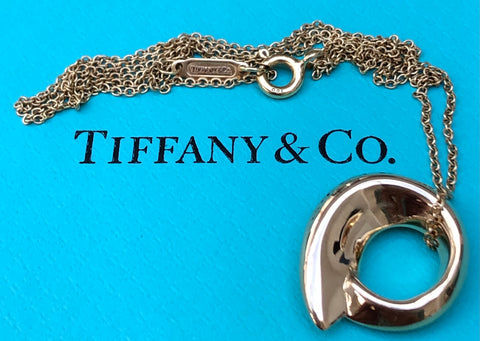 Tiffany & Co. Vintage Frank Gehry Circle Fish Pendant Necklace 18ct Yellow Gold