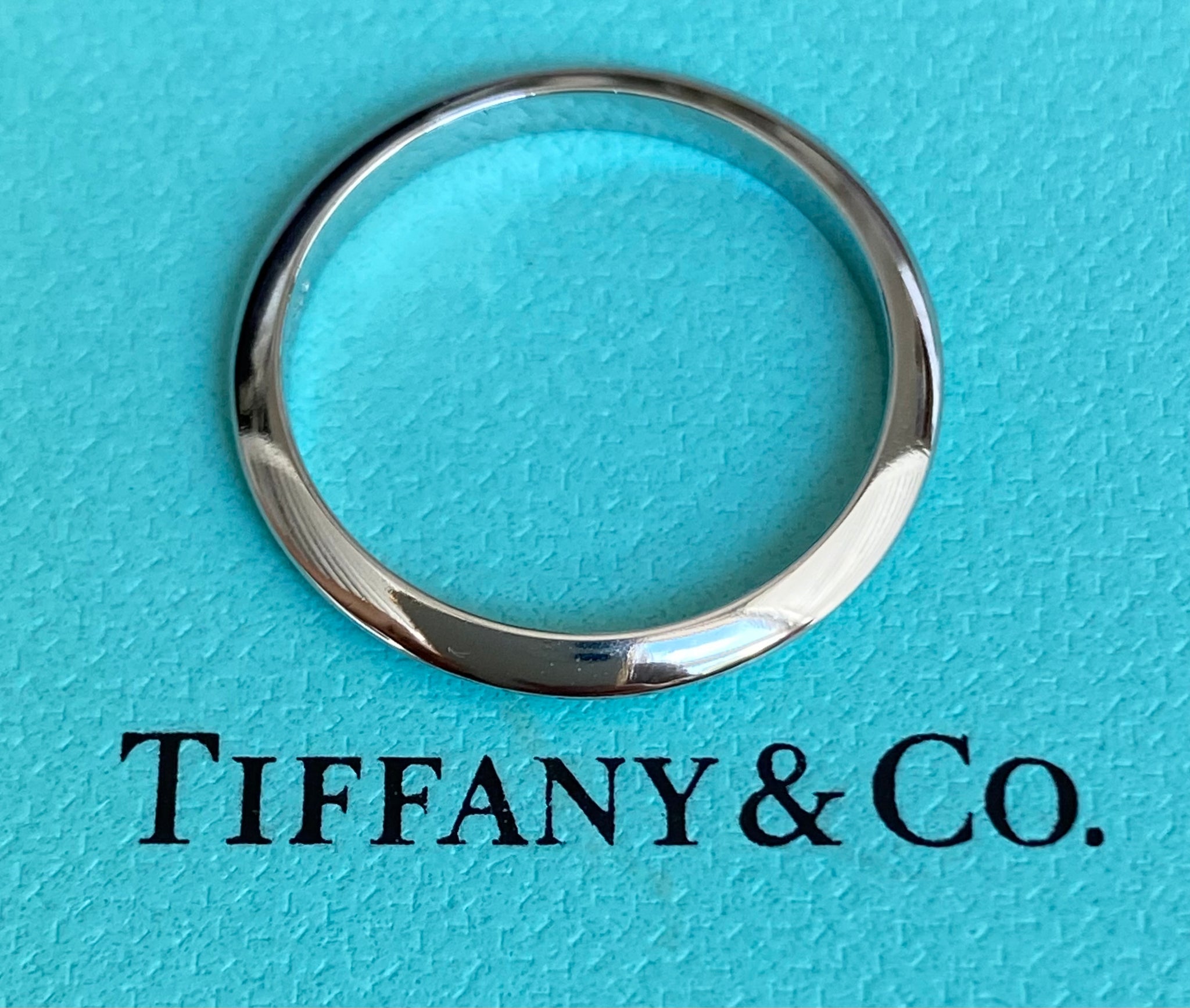Tiffany & Co. 2mm Platinum Knife Edge Ring with Receipt