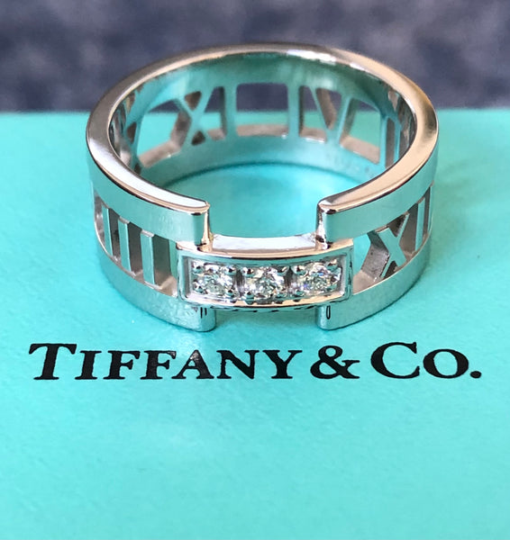 Tiffany & Co. 18ct White Gold and Diamond Wide Atlas Ring Size 8