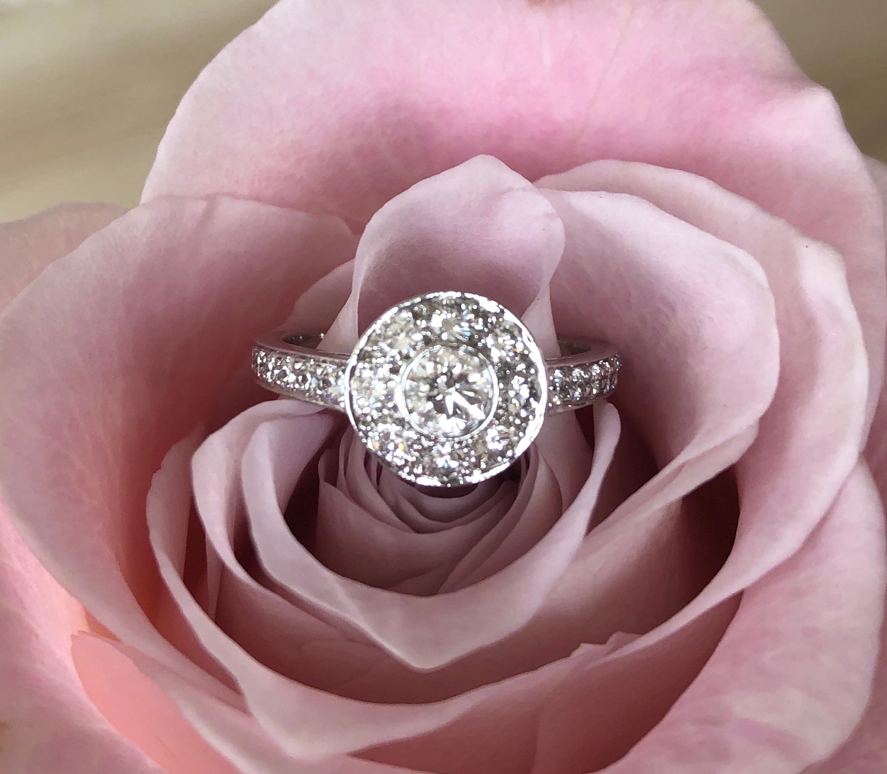 Tiffany & Co. 0.64tcw Diamond Single Circlet Engagement Ring in Platinum