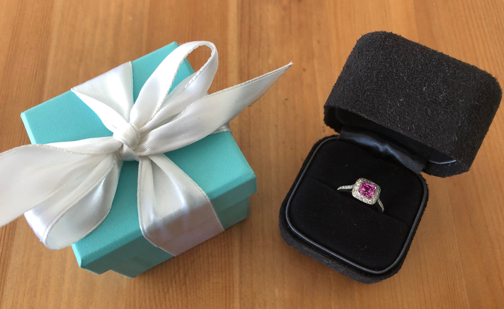 【希少】Tiffany & Co. ×SOPH20ANNIVERSARY Tiffany & Co. 1.38ct Pink Sapphire & 0.31tcw Diamond Legacy