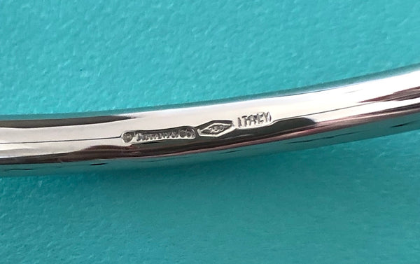 Tiffany & Co. Vintage 18ct White Gold 4.6mm Round Bangle Sz Medium Receipt
