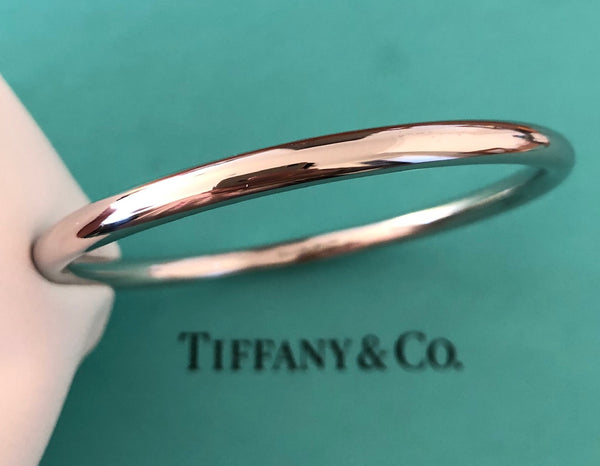 Tiffany & Co. Vintage 18ct White Gold 4.6mm Round Bangle Sz Medium Receipt