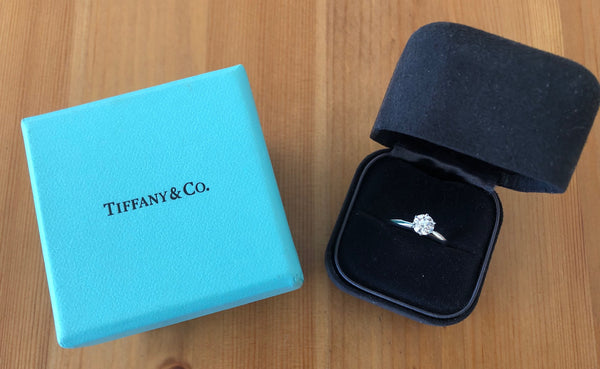 Tiffany & Co 0.82ct H/VS2 Diamond Classic Solitaire 6 Prong Engagement Ring