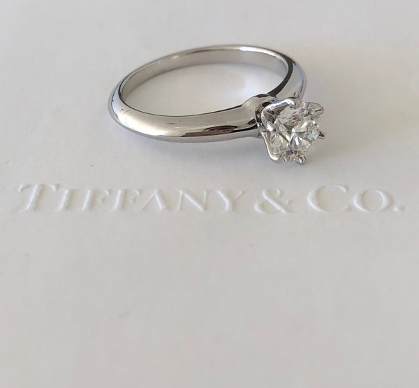 Tiffany & Co 0.82ct H/VS2 Diamond Classic Solitaire 6 Prong Engagement Ring