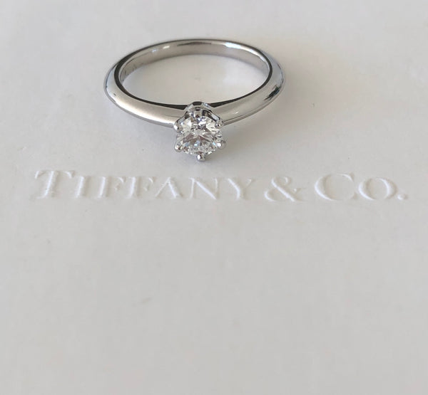 Tiffany & Co 0.33ct F/VVS1 Diamond Classic Solitaire 6 Prong Engagement Ring