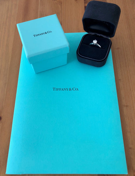 Tiffany & Co 0.82ct H/VS2 Diamond Classic Solitaire 6 Prong Engagement Ring